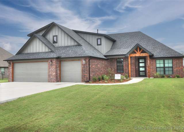 Property at 14245 N 58th East Ave, Collinsville, OK 74021, 3 beds, 3 baths
