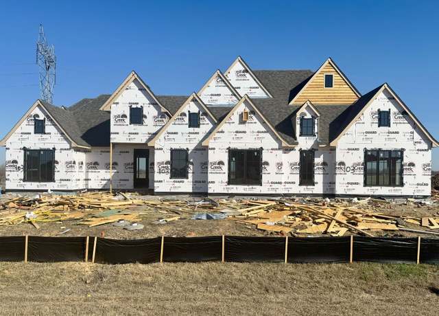 Property at 103 W 164th Pl S, Glenpool, OK 74033, 4 beds, 3.5 baths