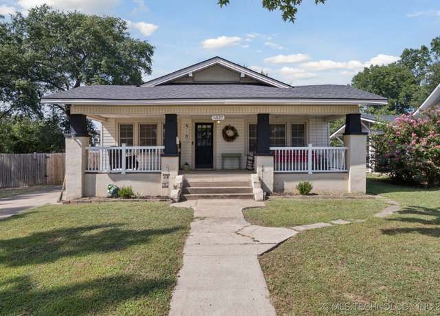 Property at 1327 E 10th St, Okmulgee, OK 74447, 3 beds, 2 baths