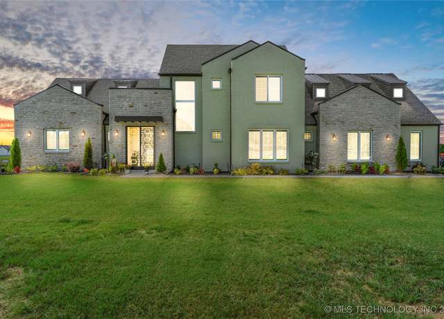 Property at 5204 E 161st St S, Bixby, OK 74008, 4 beds, 3.5 baths