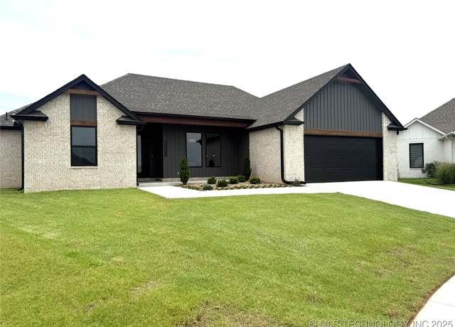 Property at 10703 S 278th Ave E, Coweta, OK 74429, 3 beds, 2 baths