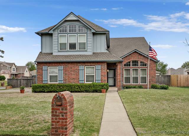 Property at 8803 E 95th St, Tulsa, OK 74133, 4 beds, 2.5 baths