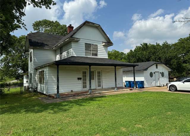 Property at 233 W Madison Ave, Mcalester, OK 74501, 6 beds, 3 baths