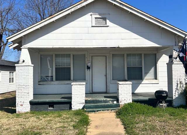 Property at 730 E 15th St, Ada, OK 74820, 2 beds, 1 bath