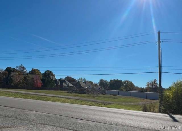 Property at 425 W Tucson St S, Broken Arrow, OK 74011