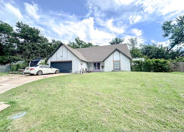 Property at 3203 S 101st EastPlace, Tulsa, OK 74146, 4 beds, 2 baths