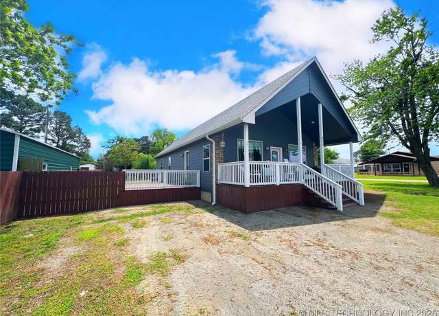 Property at 600 E Elm, Eufaula, OK 74432, 4 beds, 3 baths