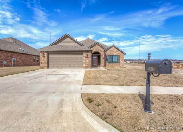 Property at 27623 E 109th St S, Coweta, OK 74429, 3 beds, 2 baths