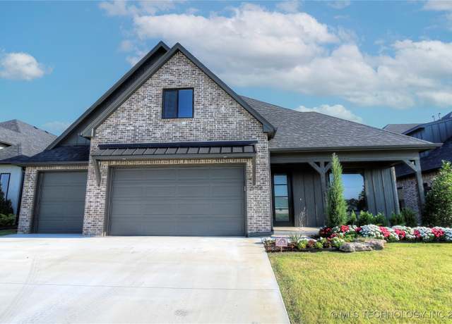 Property at 5708 E 126th St S, Bixby, OK 74008, 4 beds, 3.5 baths