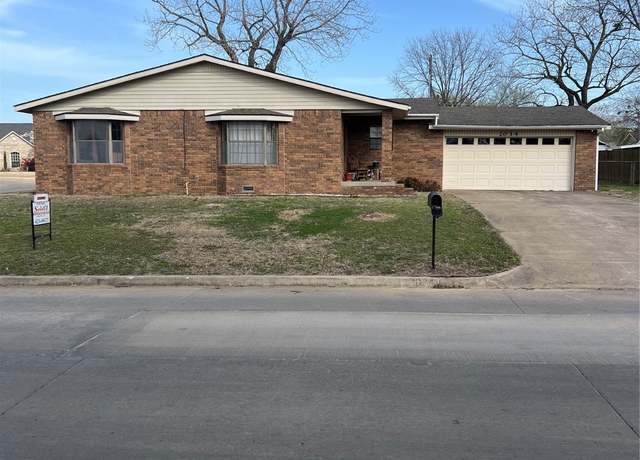 Property at 2034 N 13th, Mcalester, OK 74501, 3 beds, 2 baths