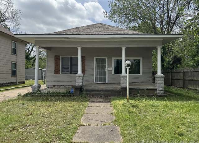 Property at 607 Lawrence St, Muskogee, OK 74403, 2 beds, 2 baths