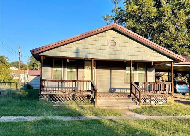 Property at 306 S 9th St, Henryetta, OK 74437, 2 beds, 2 baths