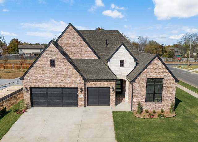 Property at 2847 E 141st Ct S, Bixby, OK 74008, 3 beds, 2.5 baths