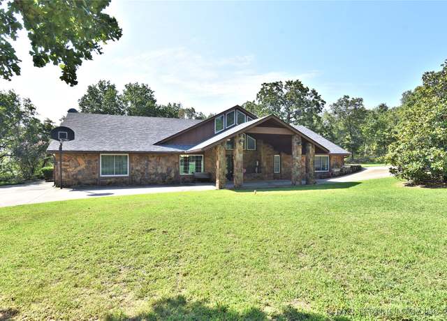 Property at 8362 W Valley View Dr, Skiatook, OK 74070, 4 beds, 3.5 baths