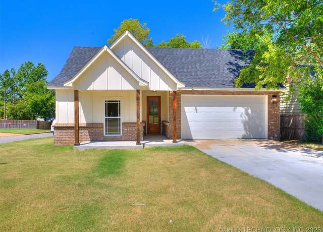 Property at 448 S Quebec Ave, Tulsa, OK 74112, 3 beds, 2 baths