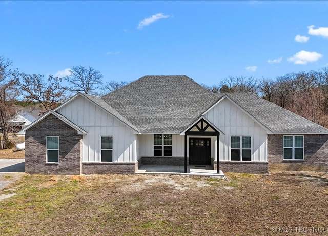 Property at 1700 SW 1001 Ave, Wilburton, OK 74578, 4 beds, 3 baths