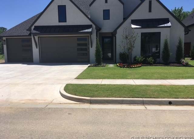 Property at 682 W 113th Ct S, Jenks, OK 74037, 3 beds, 3.5 baths