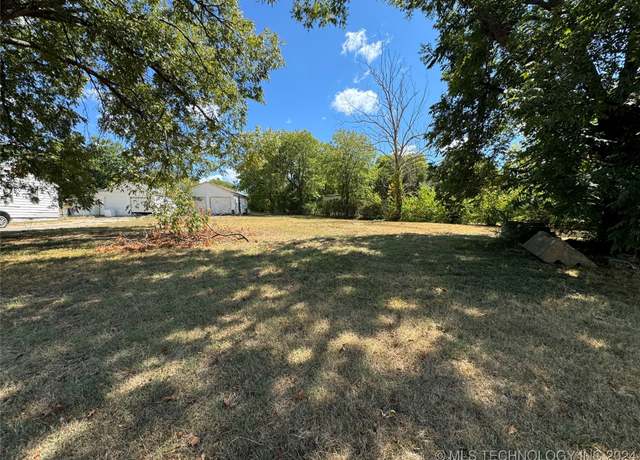 Property at 338 Ash St, Ardmore, OK 73401