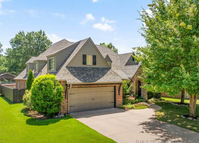 Property at 11729 S 96th EastPlace, Bixby, OK 74008, 4 beds, 3 baths