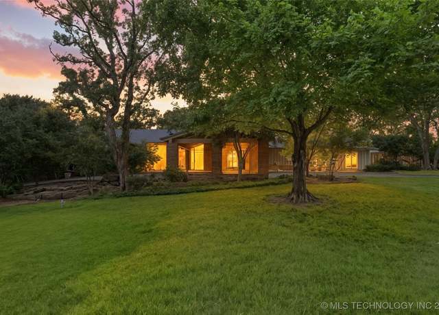 Property at 7130 S Evanston Ave, Tulsa, OK 74135, 3 beds, 4 baths