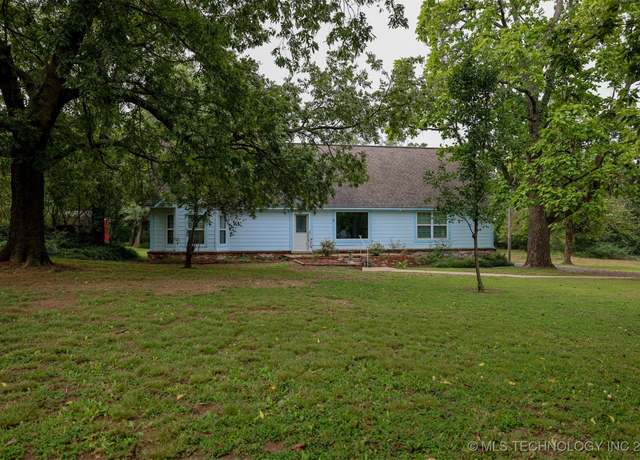 Property at 8850 W 151st St S, Sapulpa, OK 74066, 3 beds, 2 baths