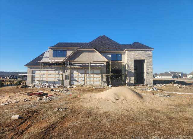 Property at 30923 E 68th St S, Broken Arrow, OK 74014, 5 beds, 3.5 baths