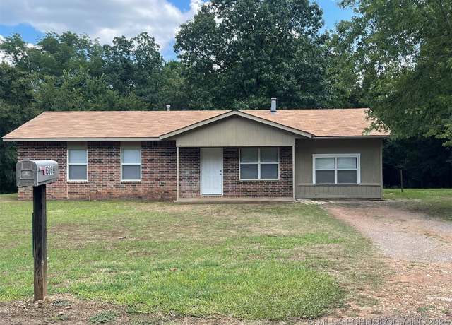 Property at 13068 N 418 Rd, Hulbert, OK 74441, 4 beds, 1 bath