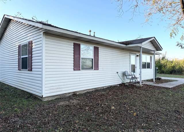 Property at 201 SE S SE, Ardmore, OK 73401, 2 beds, 1 bath