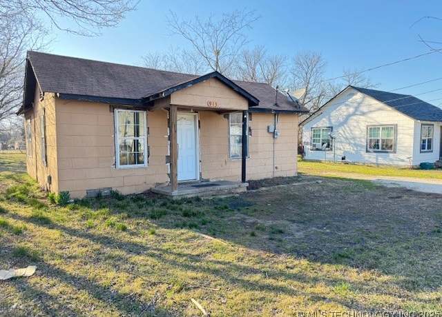 Property at 913 N Francis, Ada, OK 74820, 1 bed, 1 bath