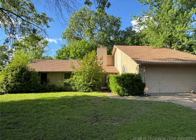 Property at 7809 E 77th Pl, Tulsa, OK 74133, 3 beds, 2 baths