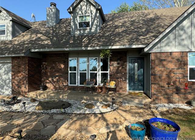 Property at 17815 N 120th EastAvenue, Collinsville, OK 74021, 4 beds, 3 baths