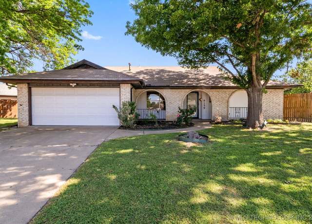 Property at 9129 E 49th St, Tulsa, OK 74145, 3 beds, 2 baths