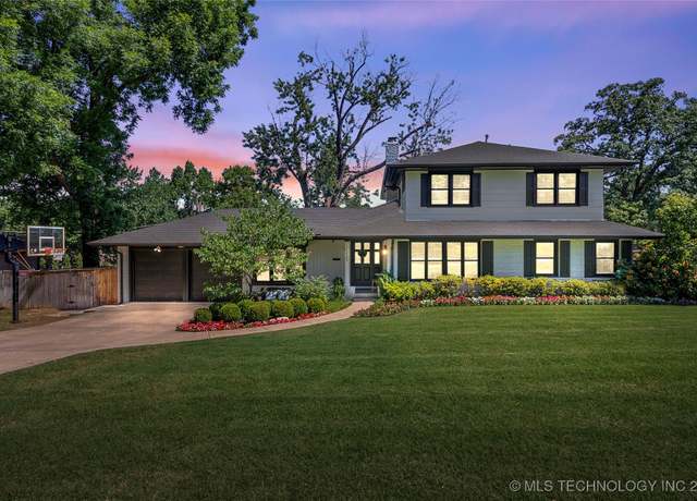 Property at 2225 E 27th St, Tulsa, OK 74114, 5 beds, 4 baths