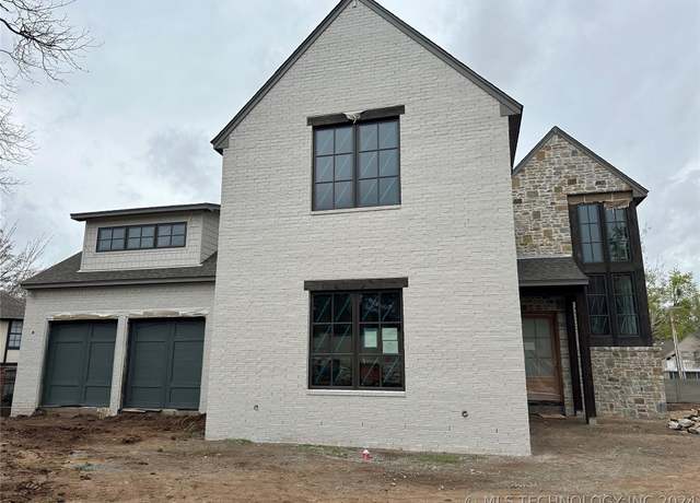 Property at 1245 E 28th St, Tulsa, OK 74114, 4 beds, 3.5 baths