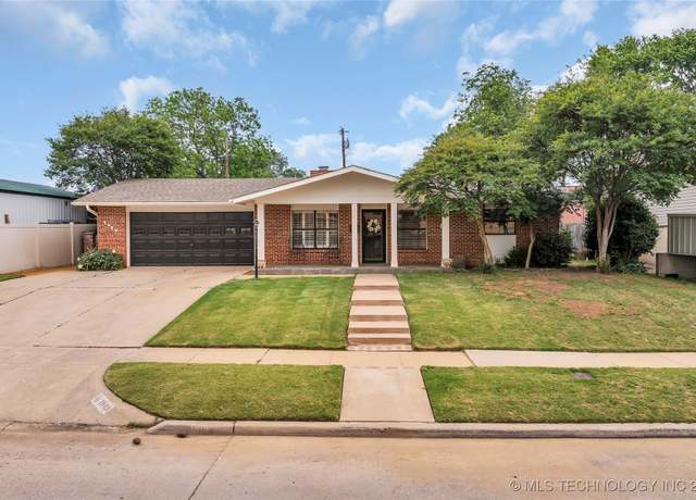 Property at 1919 10th Ave NW, Ardmore, OK 73401, 4 beds, 2.5 baths