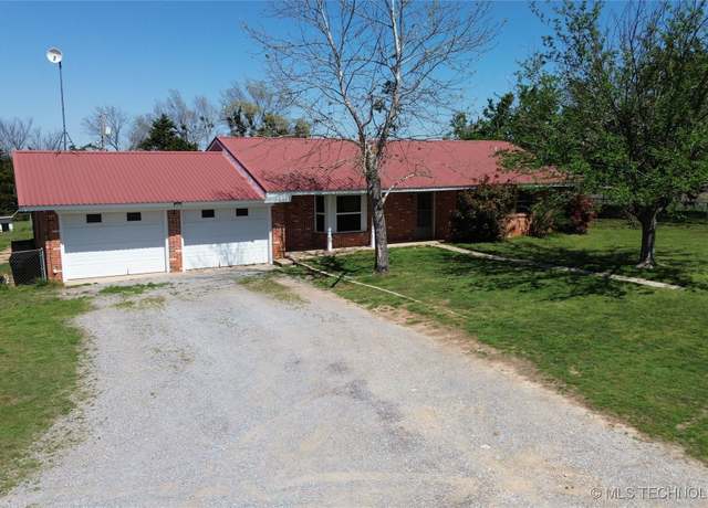 Property at 5112 State Highway 199, Ardmore, OK 73401, 3 beds, 2 baths