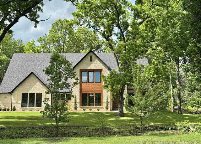 Property at 30303 E 59th St S, Broken Arrow, OK 74014, 4 beds, 3.5 baths