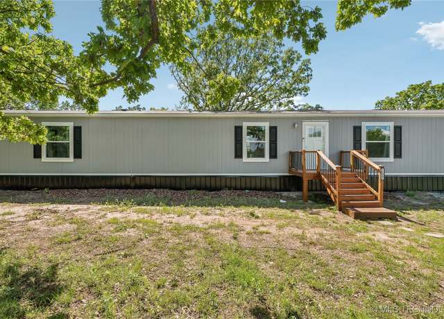 Property at 16002 N 103rd Pl, Skiatook, OK 74070, 3 beds, 2 baths