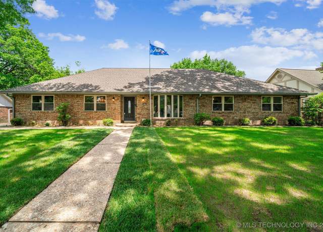 Property at 6123 E 53rd St, Tulsa, OK 74135, 3 beds, 2.5 baths