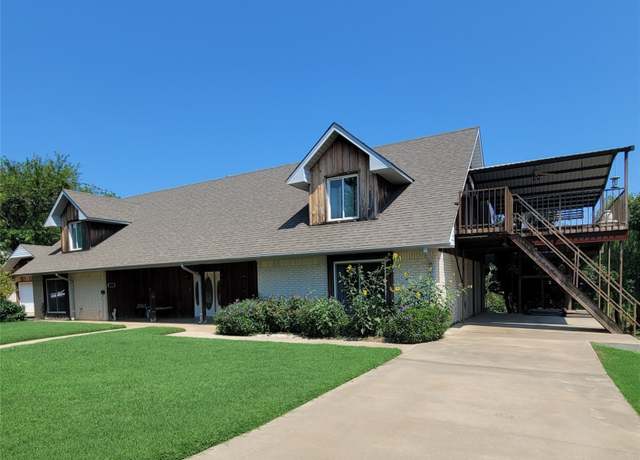 Property at 700 N Maytubby St, Kingston, OK 73439, 4 beds, 4.5 baths