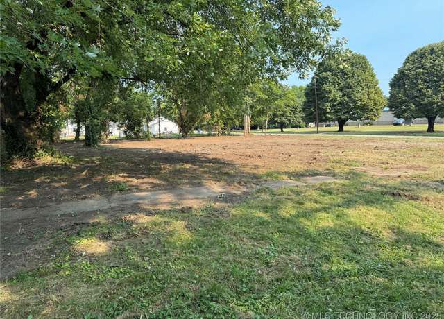 Property at 533 N Smith St, Vinita, OK 74301