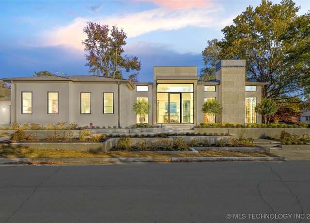 Property at 2419 S Zunis Ave, Tulsa, OK 74114, 3 beds, 3.5 baths