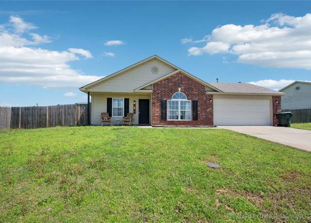 Property at 11213 N 120th East Ave, Owasso, OK 74055, 3 beds, 2 baths