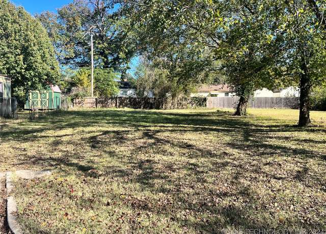 Property at 2222 S Dewey Ave, Bartlesville, OK 74003