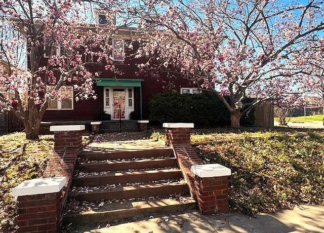 Property at 1302 S Elwood Ave, Tulsa, OK 74119, 7 beds, 4 baths