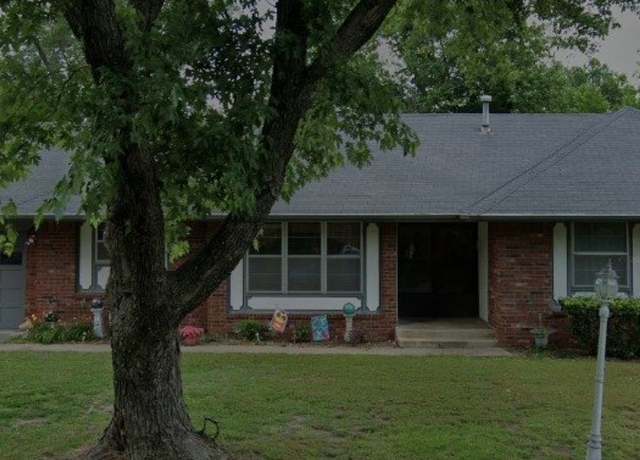 Property at 1701 Brookfield Ter, Pryor, OK 74361, 3 beds, 2 baths