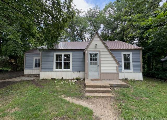 Property at 710 S Mulberry St, Sallisaw, OK 74955, 3 beds, 1 bath