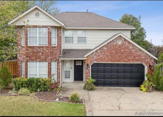 Property at 3600 S Sycamore Ave, Broken Arrow, OK 74011, 3 beds, 2.5 baths