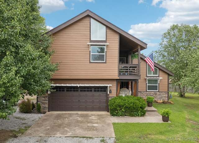 Property at 719 W Teel Rd, Sapulpa, OK 74066, 3 beds, 3.5 baths