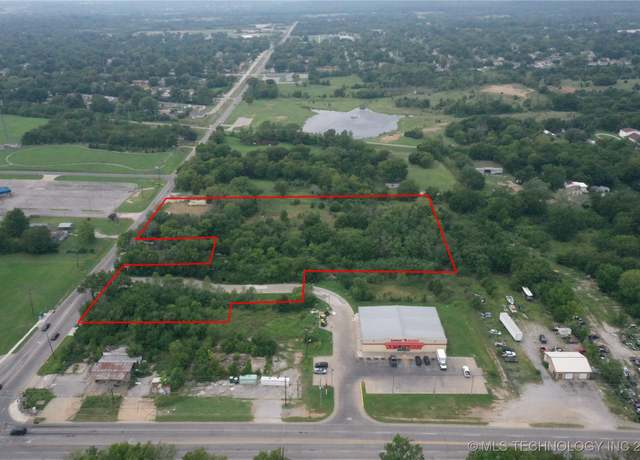 Property at 1016 E 56th St, Tulsa, OK 74126